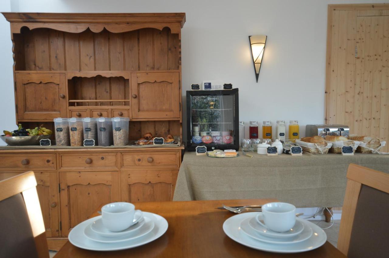 Lakeside Old Couette-café 4*