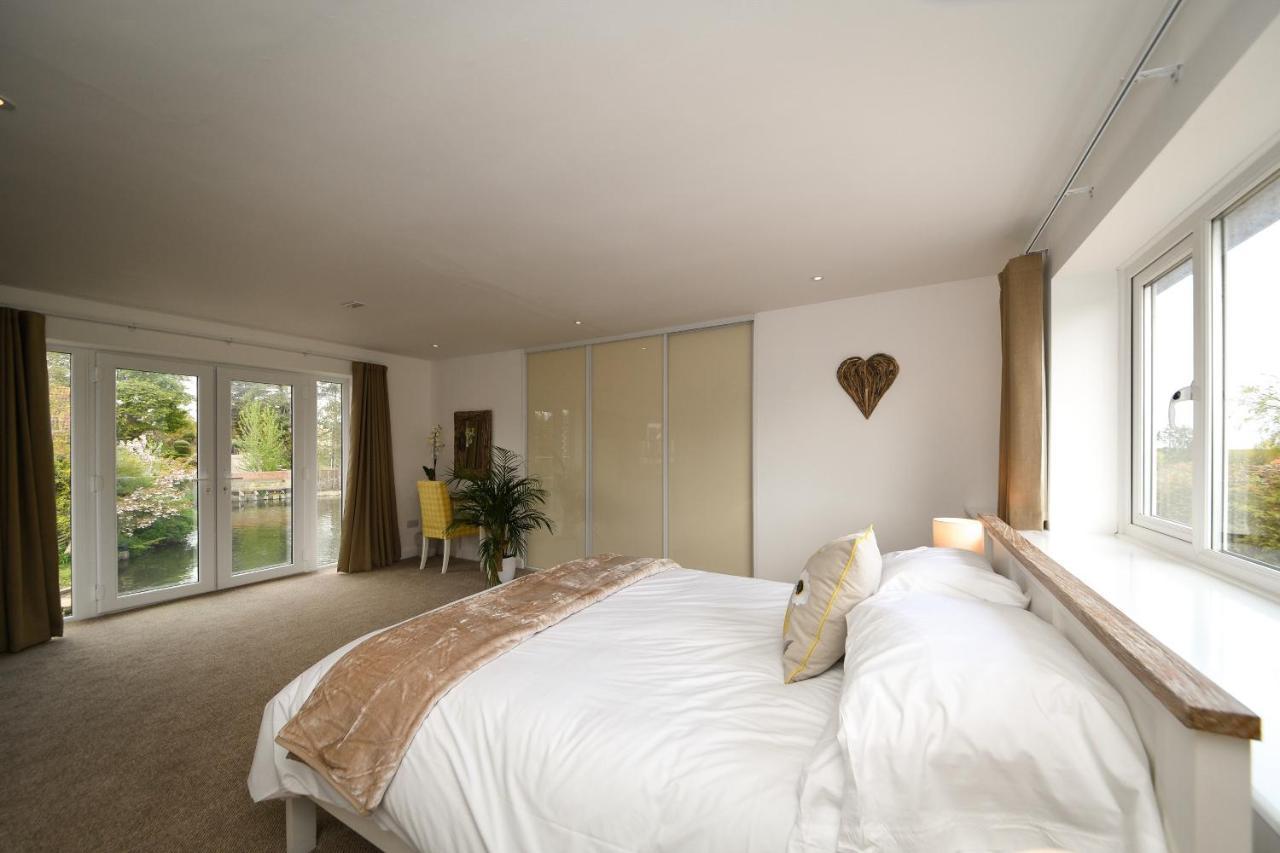 Lakeside Old Bed & Breakfast 4*